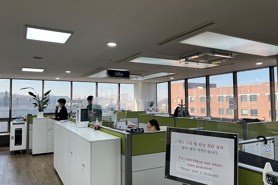 서울대학교 창문자외선차단필름 시공 현장 5