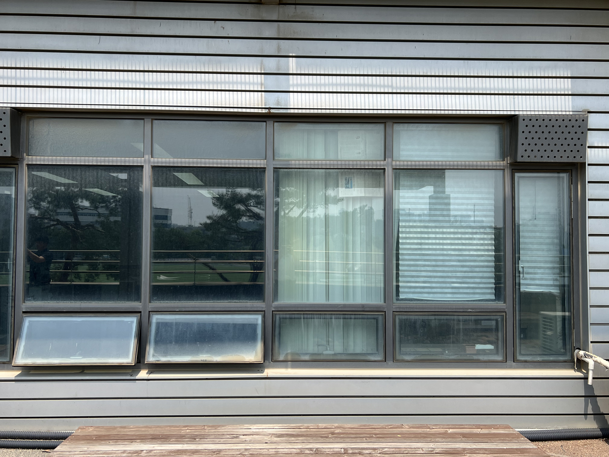 연세대학교 창문햇빛차단필름 시공 현장 5