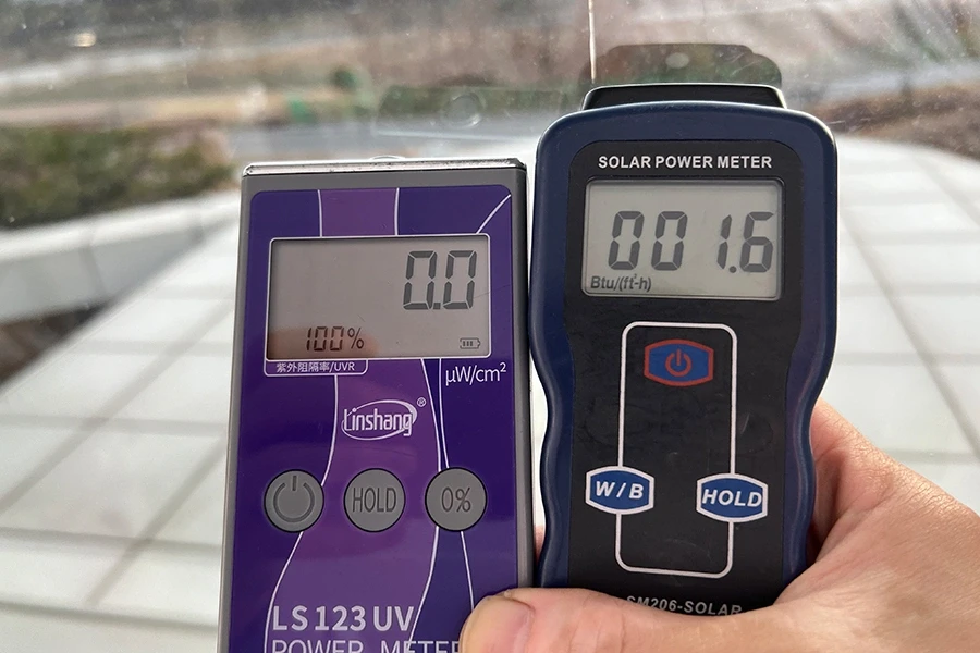 자외선차단율 측정 장비로 시공 후 수치 확인